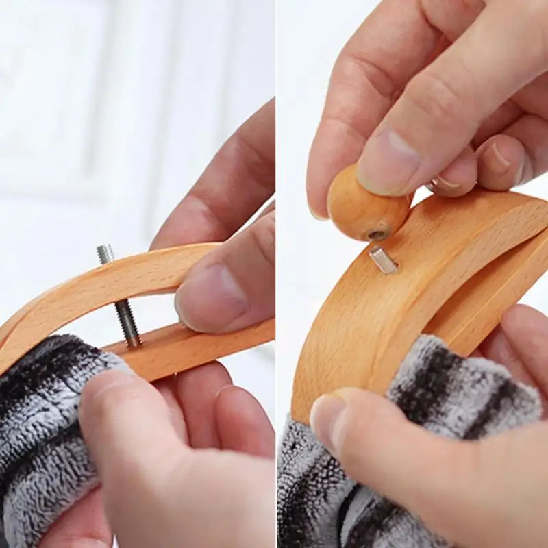 Light Wooden Wall Textile Clips (2-Pack)